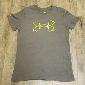 Under Armour T-shirt
